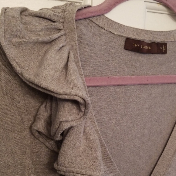 Gray Sweater cardigan by THE LIMITED, grey cardi - Picture 2 of 5